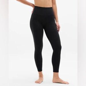 Athleta Salutation Stash High Rise 7/8 Leggings